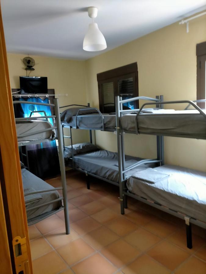 Albergue Santa Barbara Aliaga Buitenkant foto
